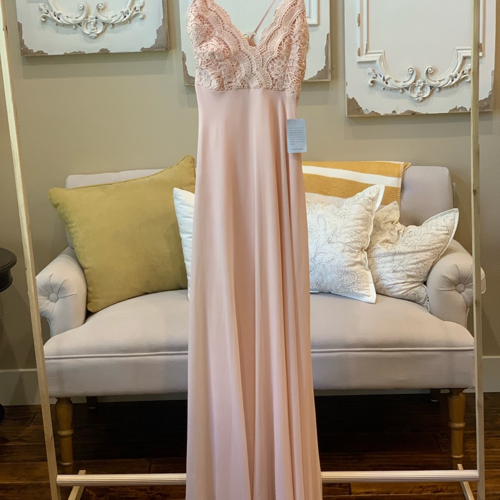 Lulus Blush beautiful gown